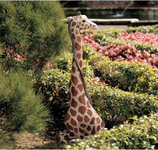Garden Giraffe Statue Realistic Sculpture